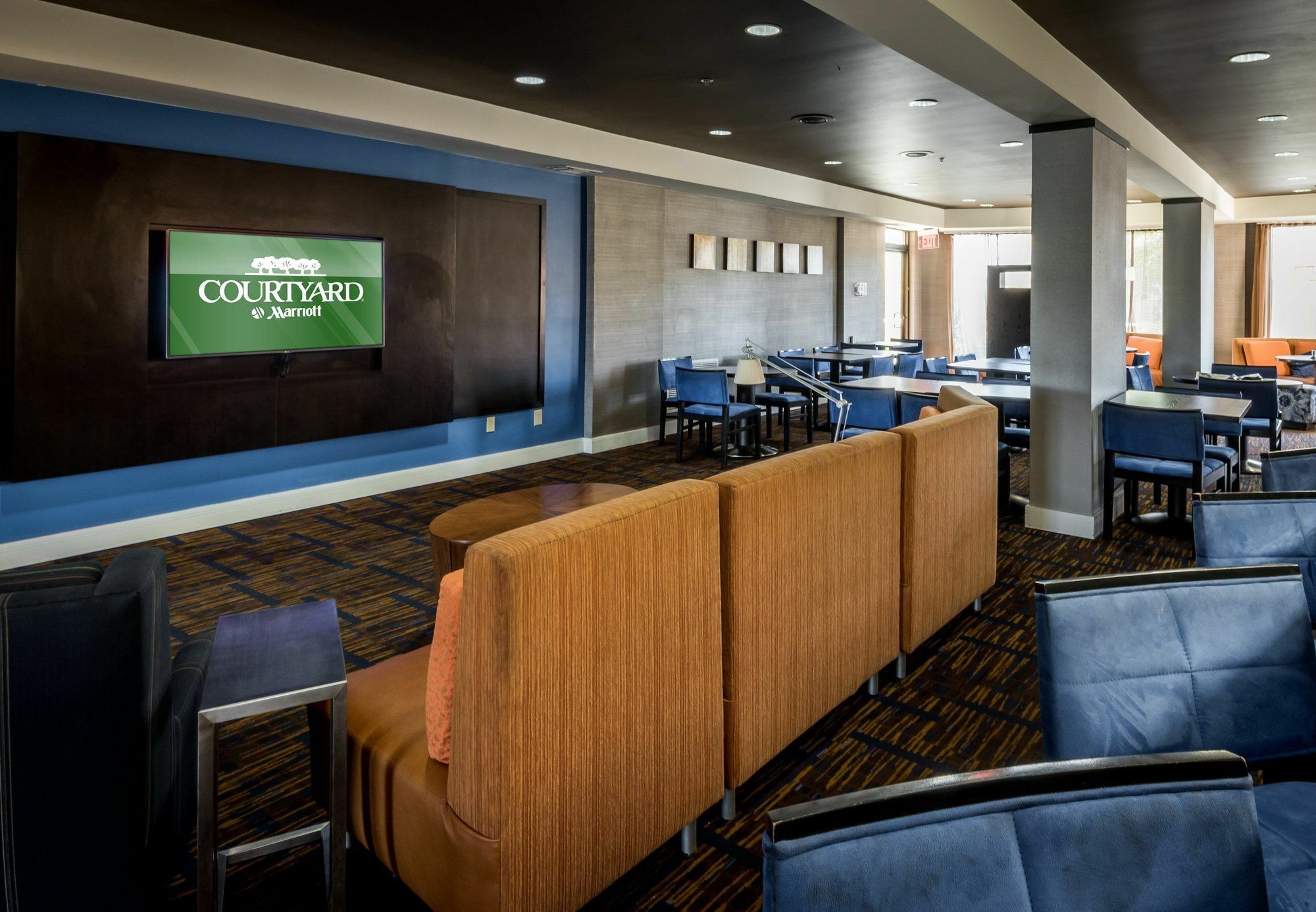 Courtyard Tupelo Hotel Exterior photo